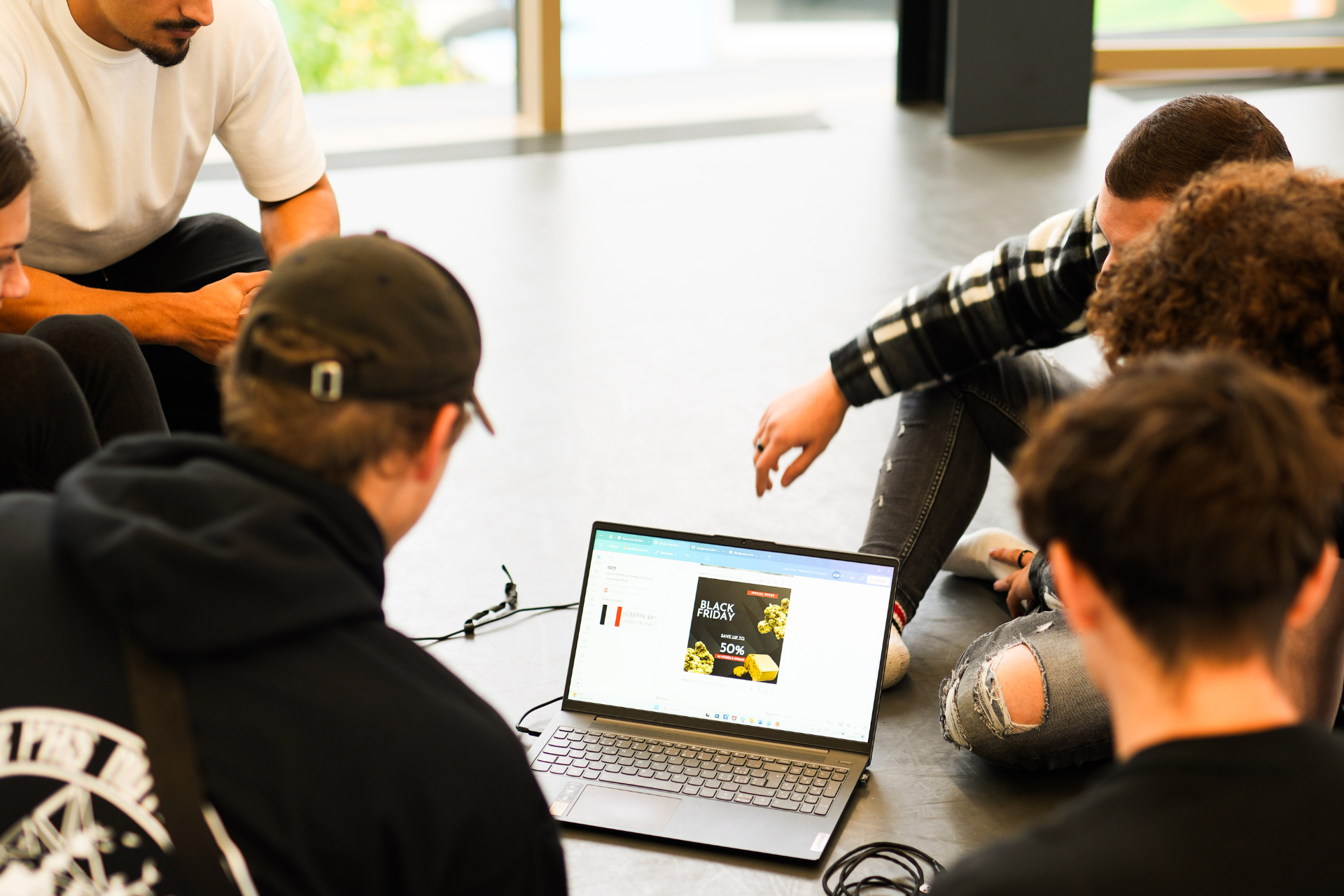 Atelier Digital : Explorer le monde numérique
